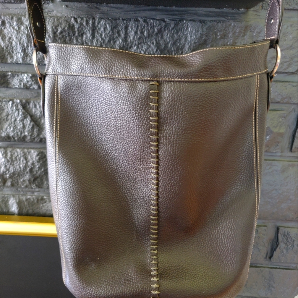 🪺 Avenue Large Bucket Handbag